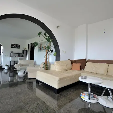 Bregi Villa *