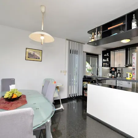 Bregi Villa