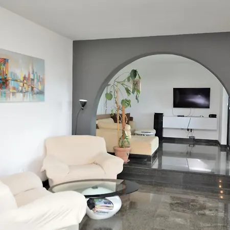 Bregi Villa *
